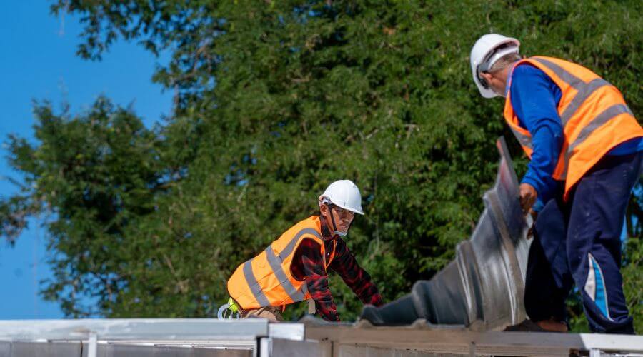 Expert flood damage restoration services in Cissna Park, IL